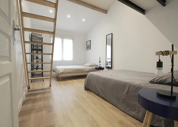 Maison Pierre & Poutres - Parking - Orly 10Min Apartamento *